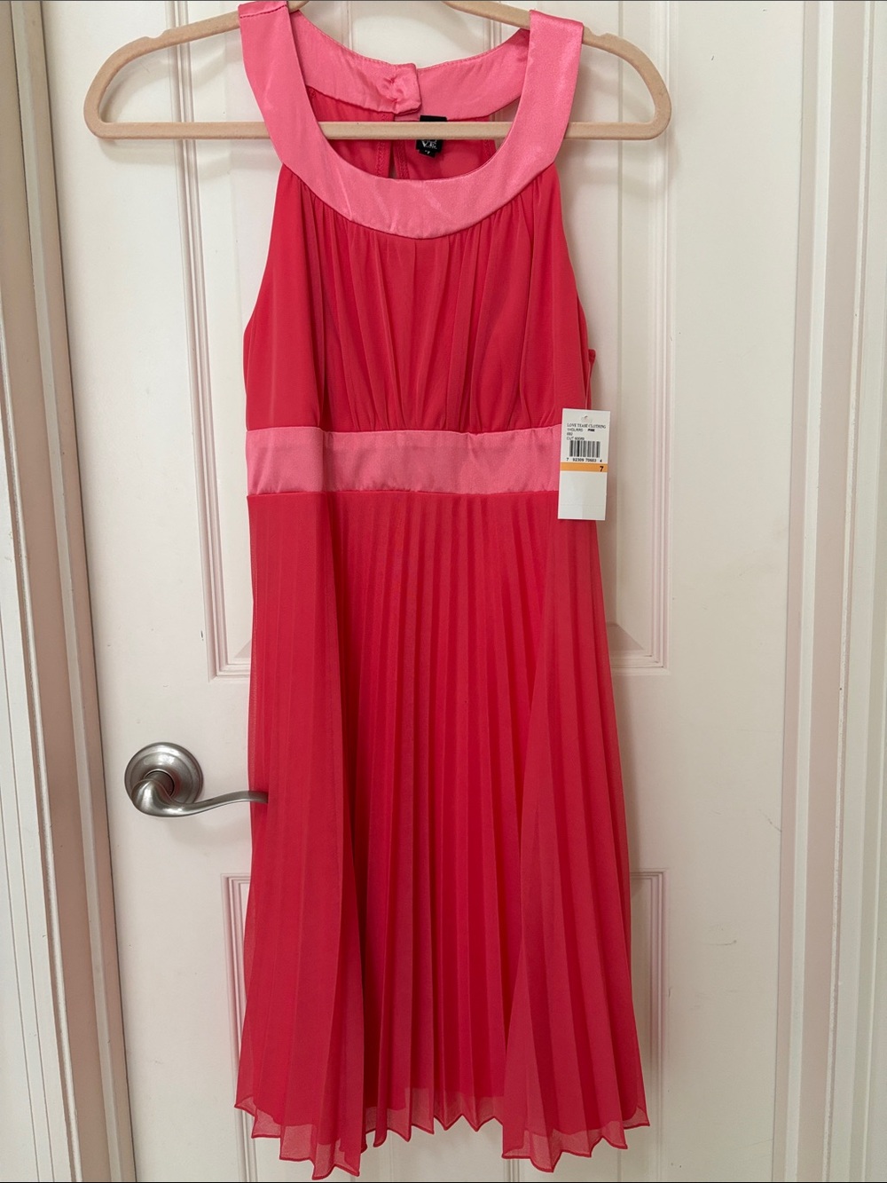 Love Tease Two-Tone Pink Pleated Midi Dress